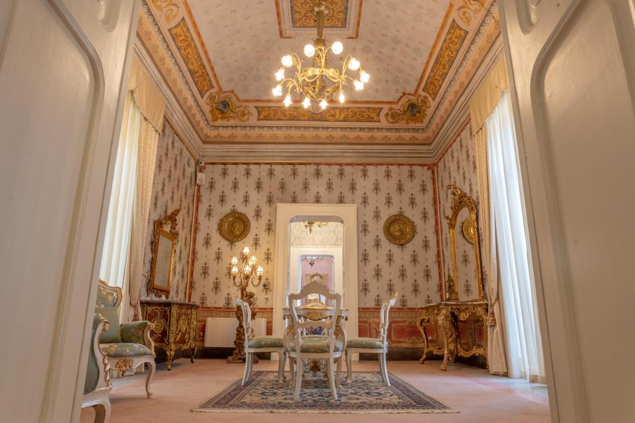 Il Cavaliere Al Borgo Antico Hotell Copertino Exteriör bild