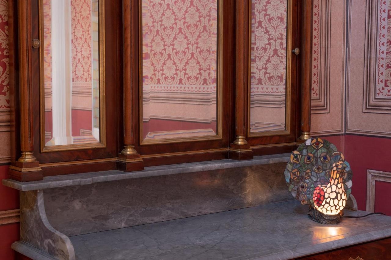 Il Cavaliere Al Borgo Antico Hotell Copertino Exteriör bild