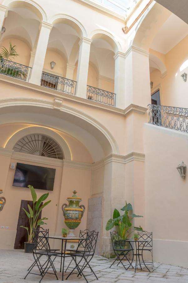 Il Cavaliere Al Borgo Antico Hotell Copertino Exteriör bild