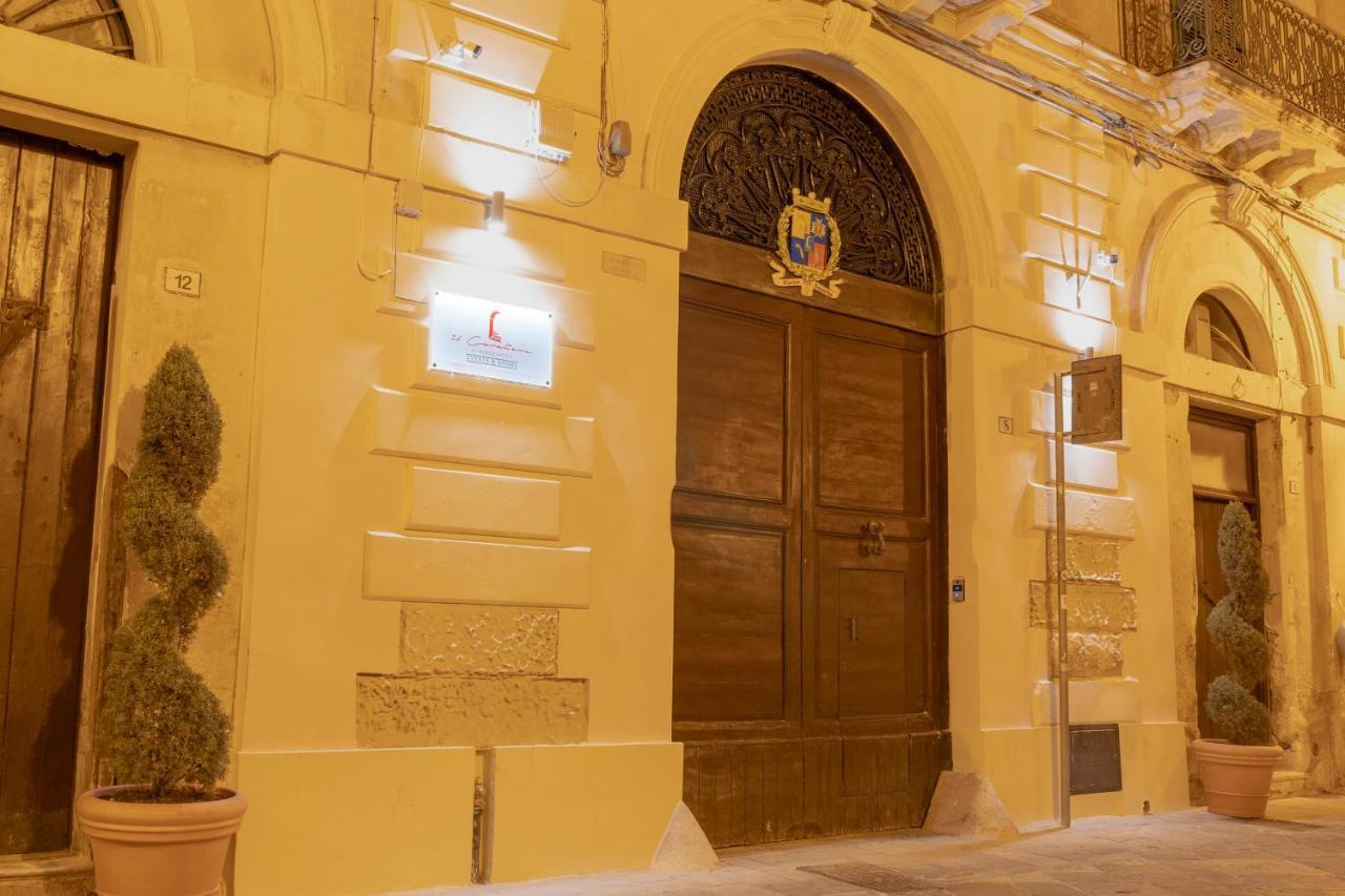 Il Cavaliere Al Borgo Antico Hotell Copertino Exteriör bild
