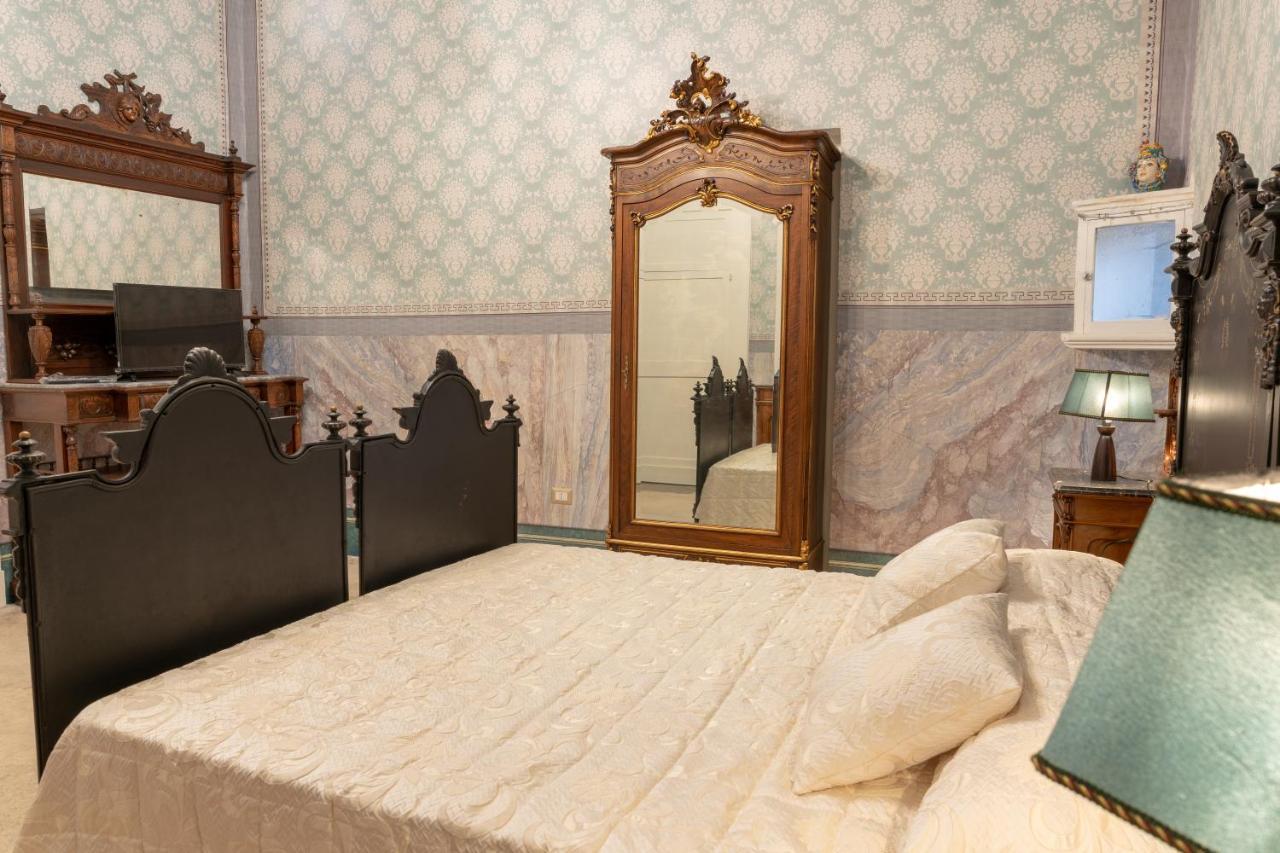 Il Cavaliere Al Borgo Antico Hotell Copertino Exteriör bild