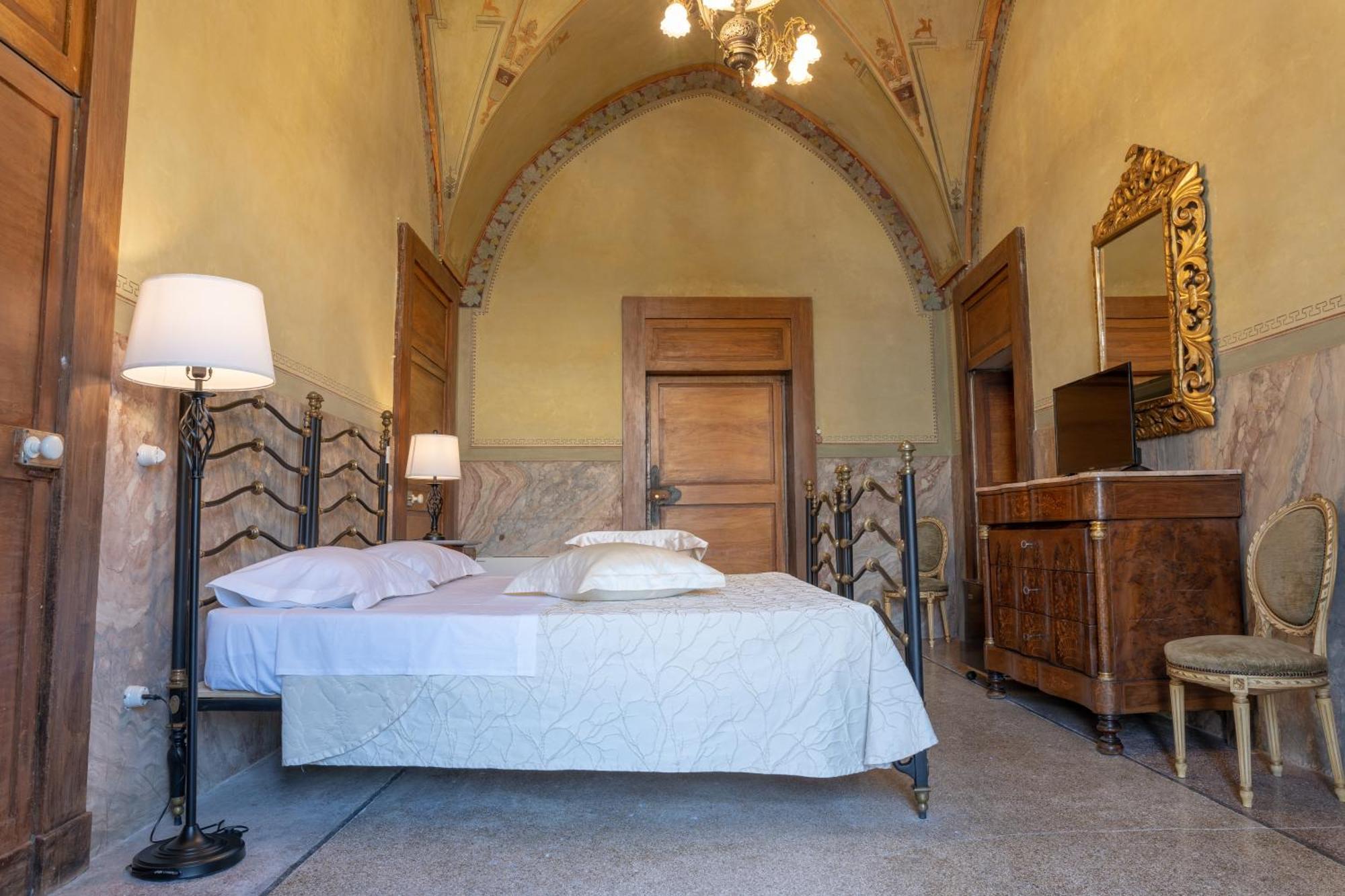Il Cavaliere Al Borgo Antico Hotell Copertino Exteriör bild